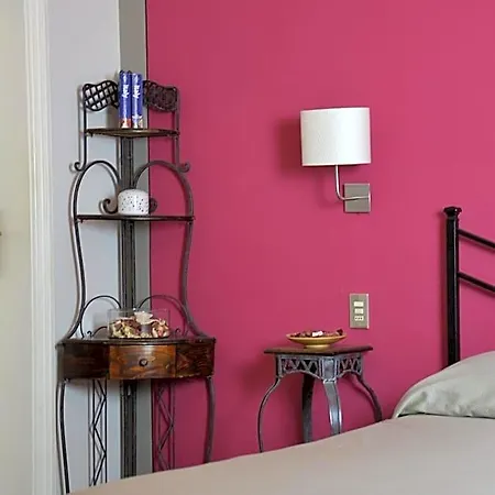 B&B Leopoldo Bed & Breakfast Florens