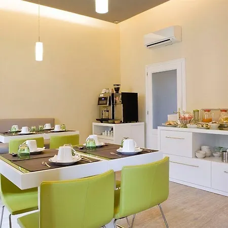 B&B Leopoldo Bed & Breakfast