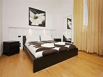 Leopoldo 3* Florence