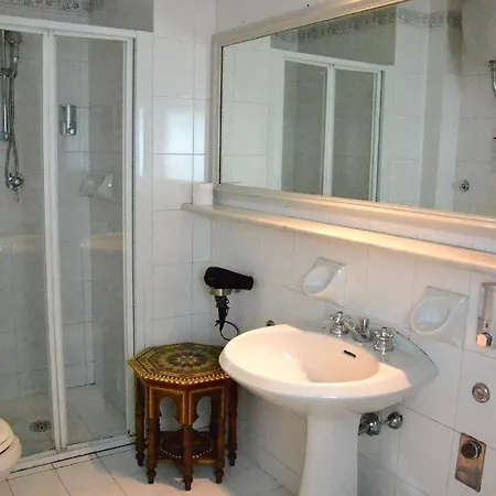 Couette-café Leopoldo Florence